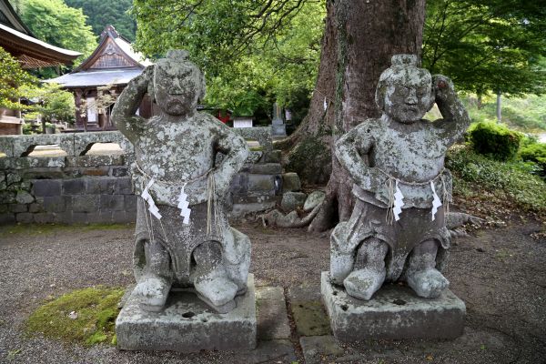 松尾神社仁王像